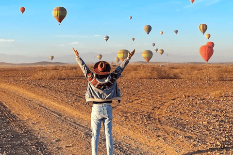 Marrakech: giro romantico in mongolfiera e colazione berbera