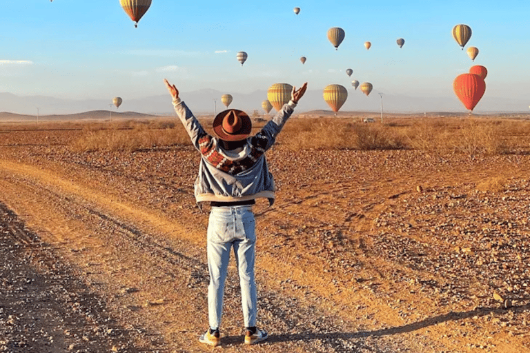 Marrakech: giro romantico in mongolfiera e colazione berbera