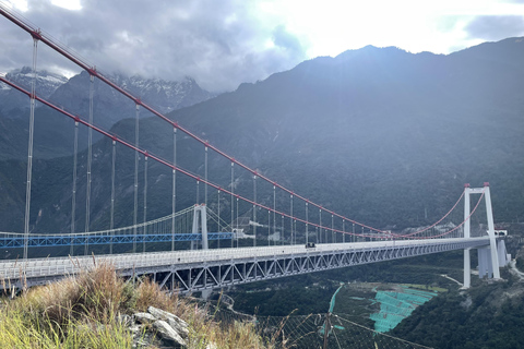 Shangri-La’s Tiger Leaping Gorge: A Canyon Adventure