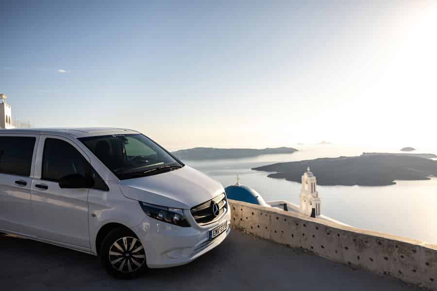 Santorin: Dein privates Auto mit Fahrer. Foto: GetYourGuide