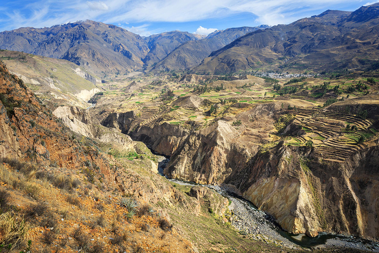 From Puno: 2-Day Colca Canyon Tour with Hotel Stay 2-Day Colca Canyon Tour – Return to Puno