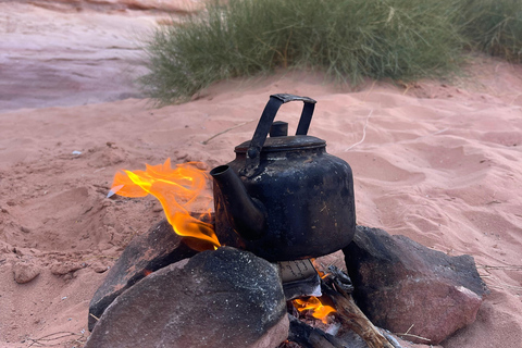 Wadi Rum: tour de medio día en jeep con guía beduino