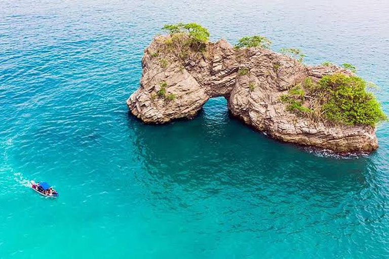 Isla Tortuga Full Day
