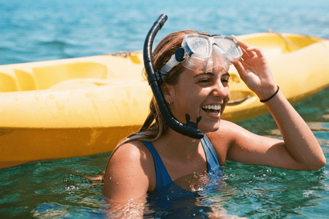 Barcelona: Kayak and Snorkeling Tour from Barceloneta Beach
