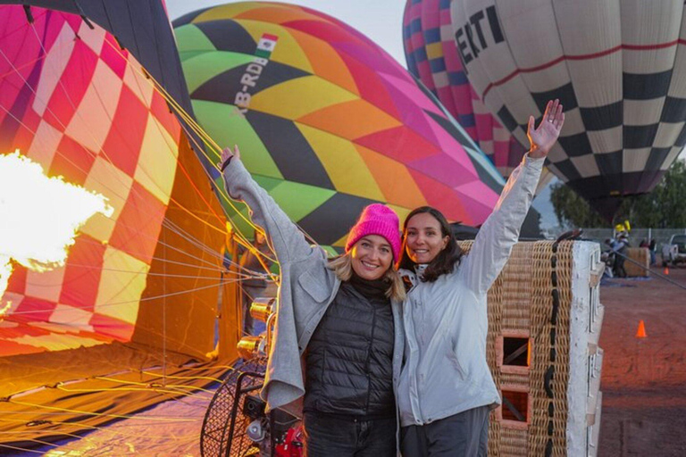 Ciudad de México: Vuelo y Excursión en Globo por Teotihuacán