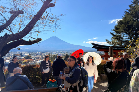 Tokyo: Mt Fuji A Journey Through Nature, History & Culture Tokyo: Mt Fuji A Journey Through Nature, History, & Culture