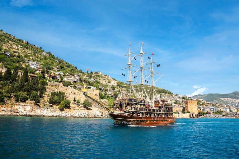 Alanya: Bootstour mit Mittagessen und Schaumparty