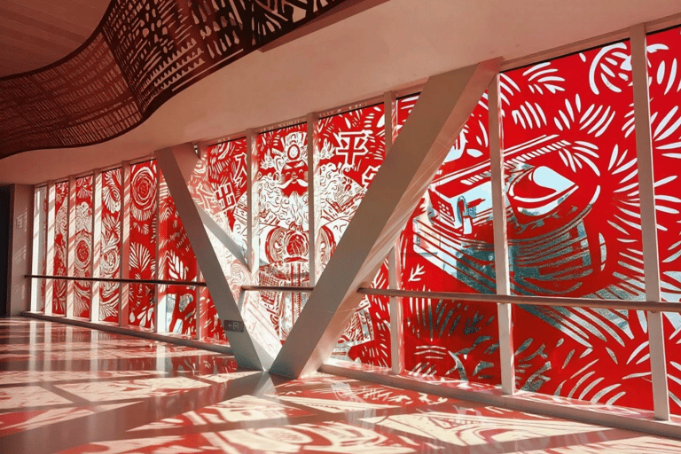 Guangzhou: Create Your Own Chinese Paper Cutting