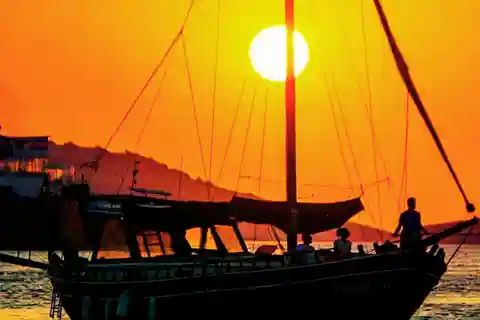 Antalya: Suluada Island Cruise with Dinner and Sunset