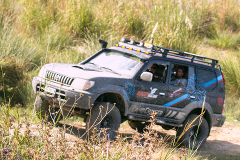 Kallmi: tour safari in jeep 4x4 con visita al bunker