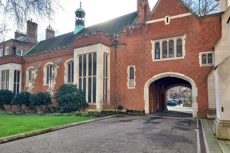 伦敦：法庭学院与皇家法院法律步行导览伦敦：法律步行导览——律师学院与皇家法院