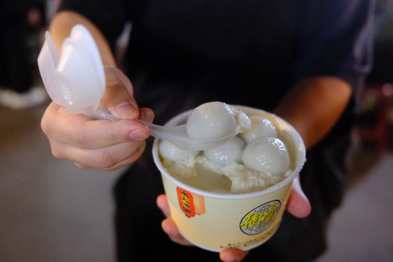 Linjiang Night Market for First-Timers: No-Stress Tour