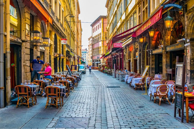 ليون: رحلة عشاء رومانسية لمدة ساعتين ونصف عند غروب الشمس