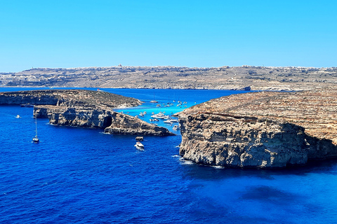 Gozo Unveiled: Guided Hiking in Comino Island