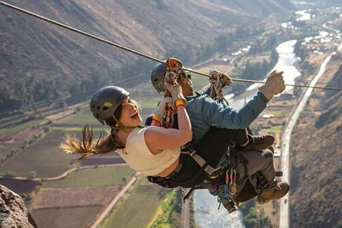 Viaggio in zipline nella Valle Sacra