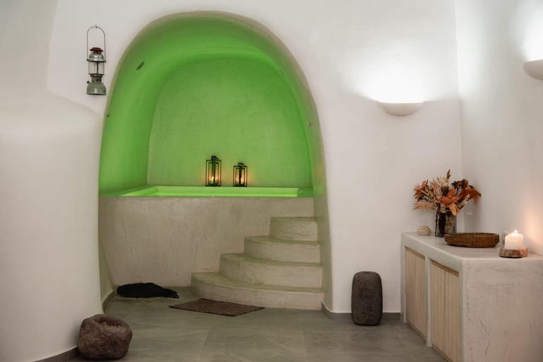 Santorini: Cave Winery Spa Jacuzzi and Sauna Experience