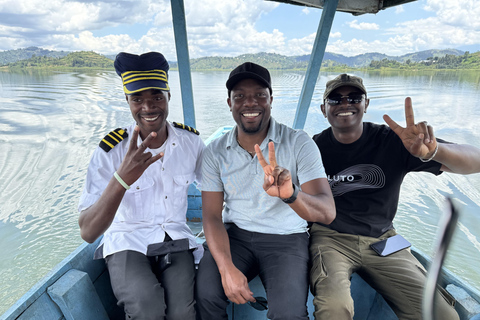 Musanze: Grotta Resort with swimming pool, jacuzzi, cave visit, Twins Lake Option 3 — Bigogwe Tour (in addition to options 1 and/or 2)