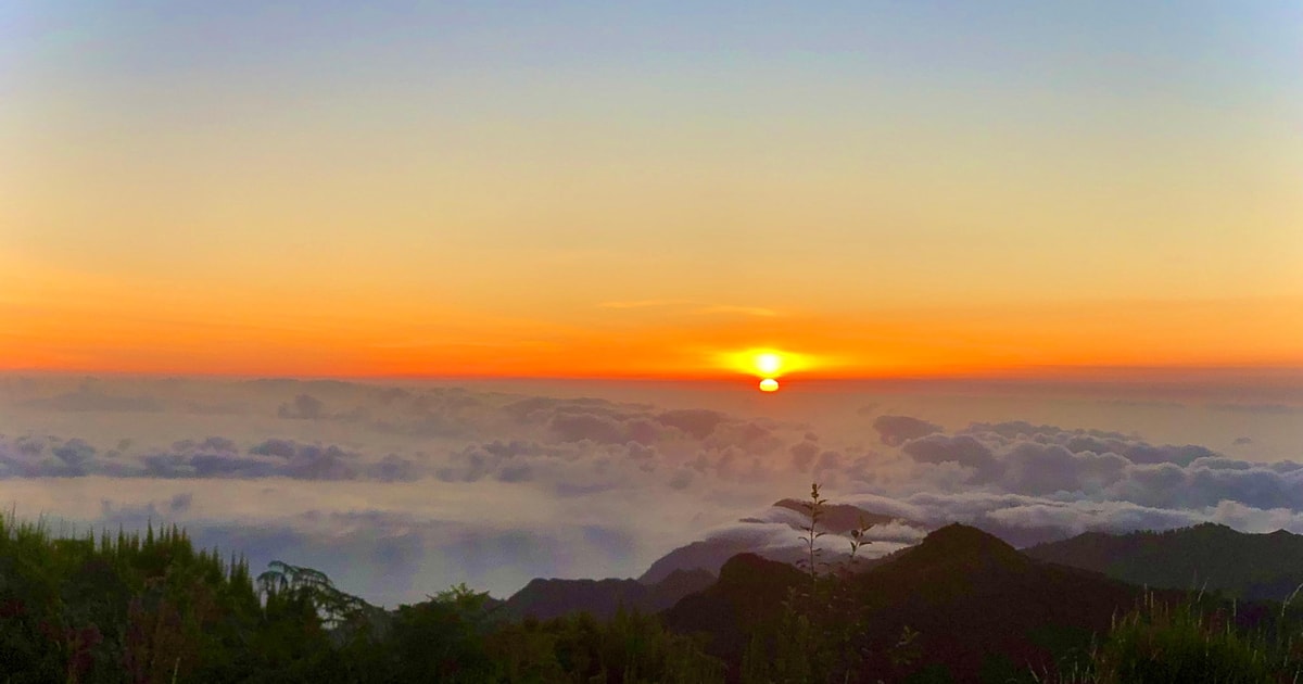 Madeira: Shuttle for Sunrise Hike at Pico do Arieiro | GetYourGuide