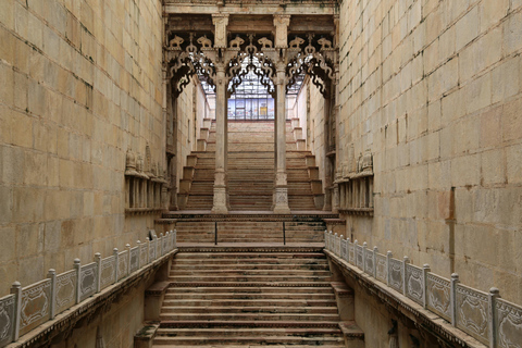 Jaipur: Abhaneri Stepwell and Harshat Mata Temple Tour