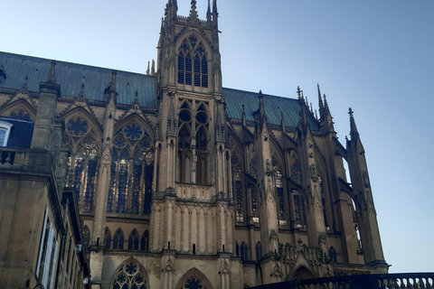 Metz: visite historique guidée à pied de lieux importants de la ville