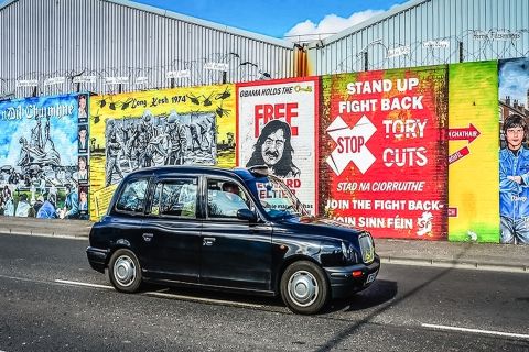 Belfast : visite politique en taxi