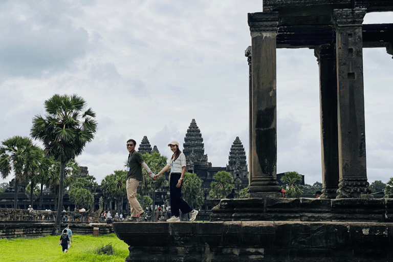 Tour privato di Angkor Wat e del tempio della giungla