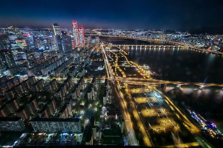 Seoul private night life clubs Hongdae, Itaewon, Gangnam Seoul private Tour nightlife banpo bridge Itaewon, Gangnam