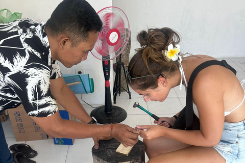 Bali: Hands-On Making Silver Jewelry in Kuta and UluwatuMEETING POINT IN LEGIAN (KUTA SILVER MAKING CLASS)