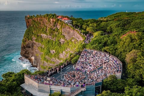 Bali: Uluwatu One Day Tour GWK Statue & Uluwatu Kecak Dance