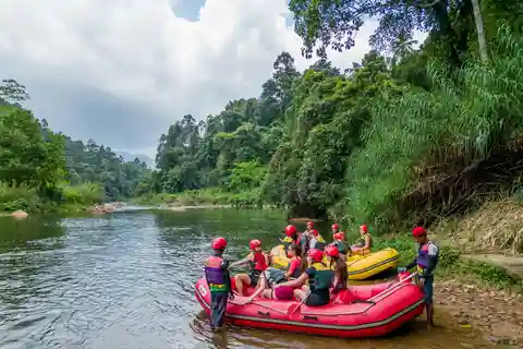 Aus Sri Lanka: Wildwasser-Rafting Kitulgala