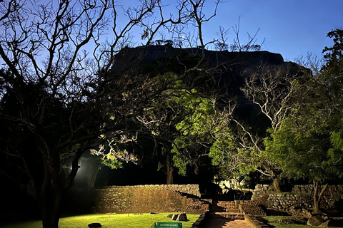 Kandy to Sigiriya Motorbike Adventure Tour