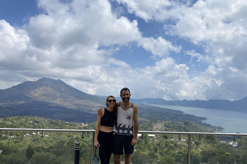 Ubud: Downhill-cykeltur med risfält, vulkan och måltidPrivat grupp