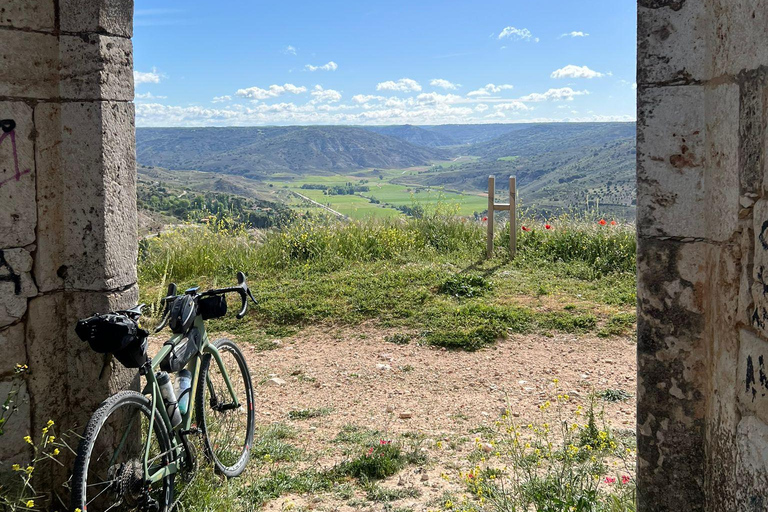 Madrid: E-Bike & Gravel Bike Rental
