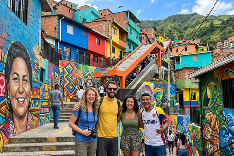 Medellín: City Sightseeing Tour, Comuna 13 and Major Sights. Shared sightseeing tour