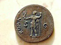 Toga Nachahmt - Housity