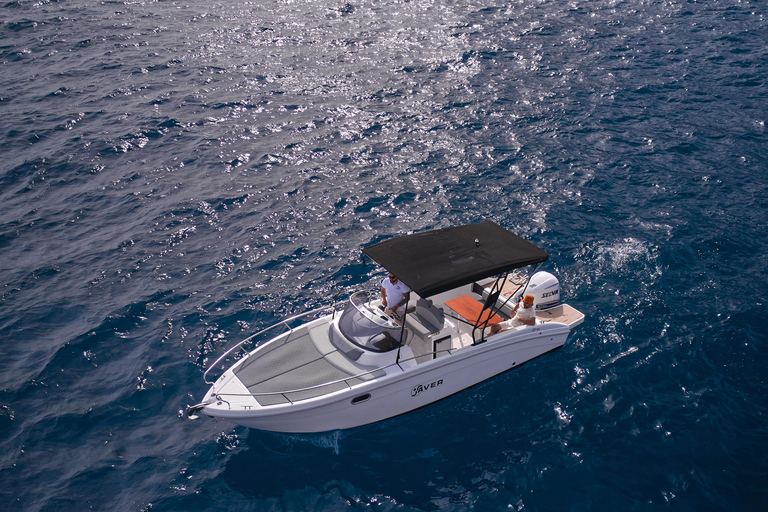 Sorrento: Private Capri Speedboat Tour with Snacks & Drinks