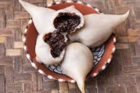 Pokhara: Cultural Heritage Walk with Newari Food Tasting