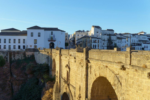 Ronda and Pasarelas del Tajo with free time from Malaga