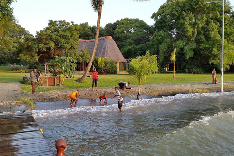 Kisumu: Rusinga Island Fish BBQ & Luanda Magere Tour
