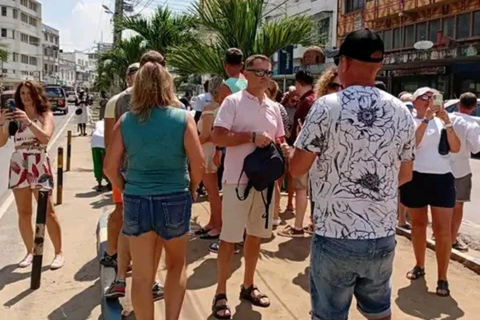 Mombasa: City Orientation Guided Tour With Rickshaw Ride.