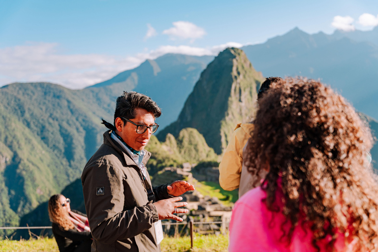 Aguas Calientes: Machu Picchu Circuit 2 Ticket with Guide Machu Picchu Circuit 2 Ticket with Private Guide