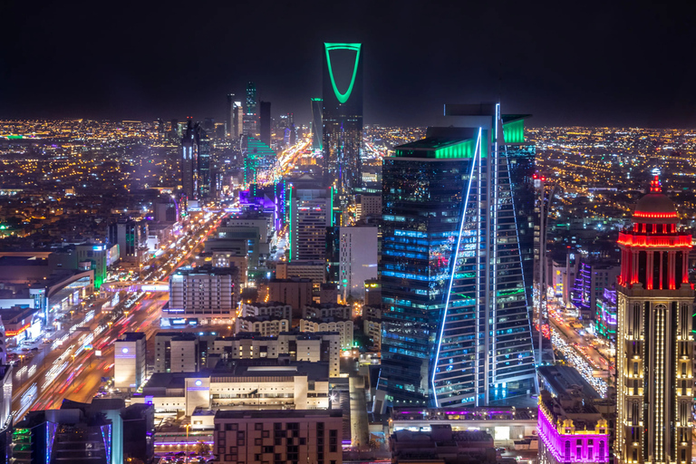 Riyadh: Guided Night Tour with Skyline View & Saudi Coffee