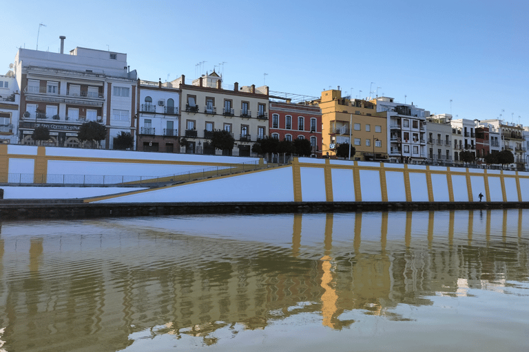 Sevilha: Cruzeiro de 1 hora pelo rio Guadalquivir com guia local