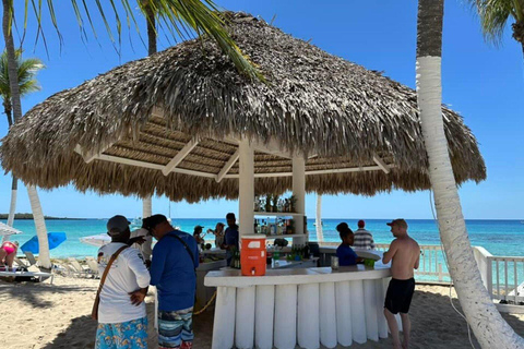 La Romana: Catalina Island Snorkeling Day Trip with Lunch