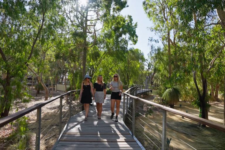 Perth: 2-Day Pinnacles, Sea Lions, and Seafood Tour