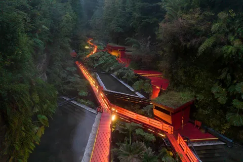 Pucón: Geometrical Hot Springs (Transfer + Entry)