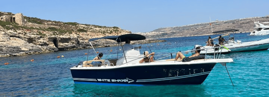 Cirkewwa/Mgarr : Location de bateaux privés dans les lagunes bleue et de cristal