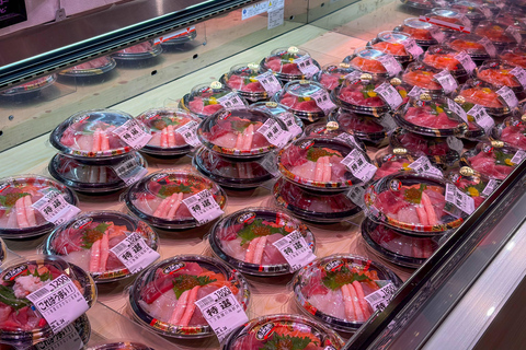 Kanazawa: Private Omicho Market Tour Like a Local