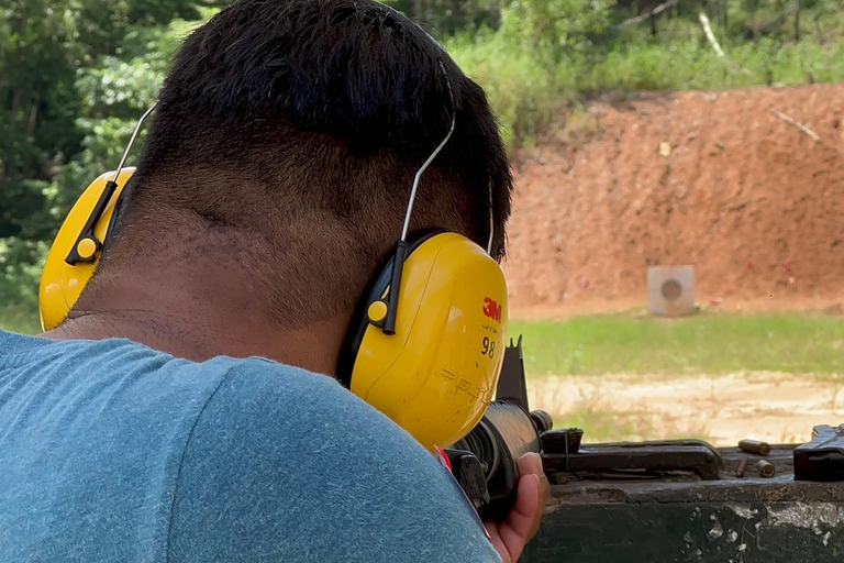 Zwarte Maagdenberg, Cu Chi tunnels, Cao Dai op de motor