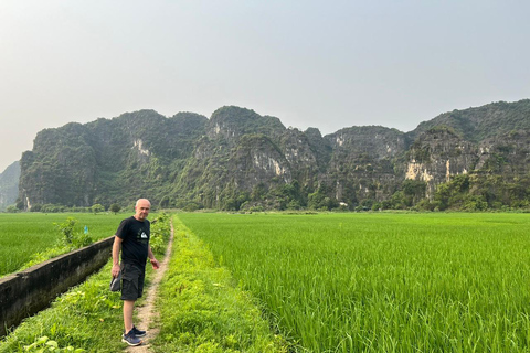 From Hanoi: Ninh Binh- Hoa Lu-Tam Coc- Mua Cave- Highlight